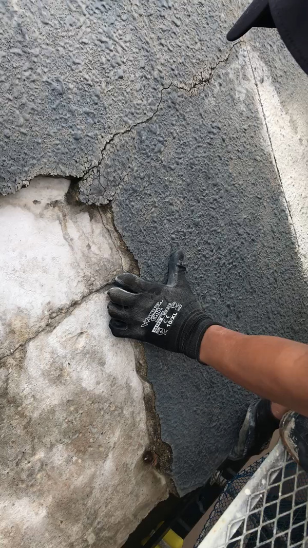 堺市東区Ｋマンション屋根・壁修理工事工中