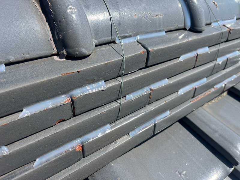 棟 ラバーロック施工後 瓦固定 飛散防止