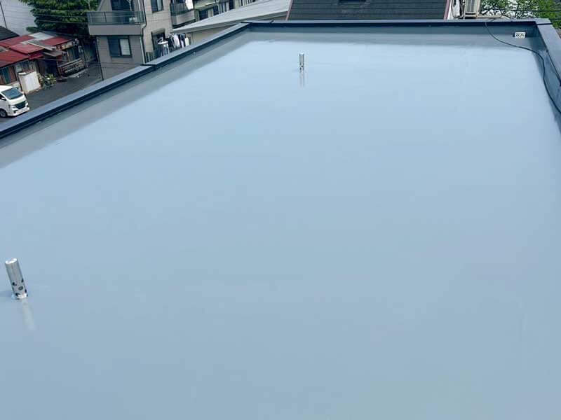 屋上ウレタン通気緩衝防水工事完成後の写真