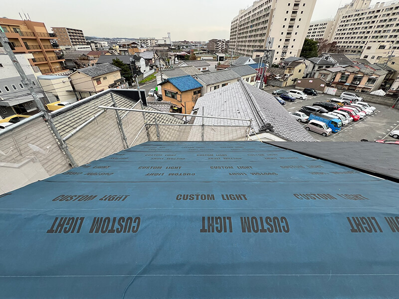 雨漏り対策のためルーフィングを施工した屋根