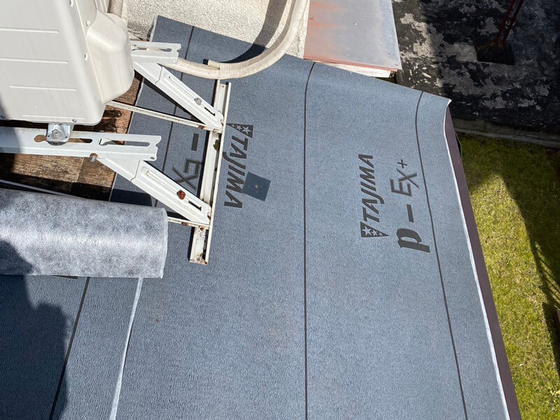 ゴムアスルーフィング施工・下葺き防水シートの写真