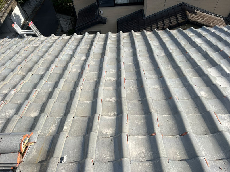 地瓦全体のズレ・瓦屋根点検の写真