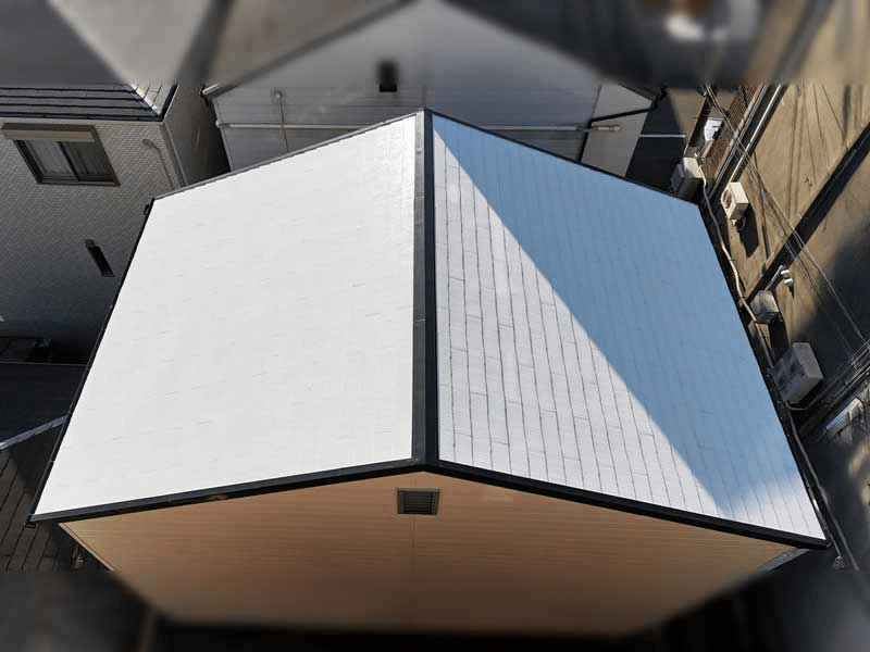 コロニアル屋根・施工前ドローン撮影の写真