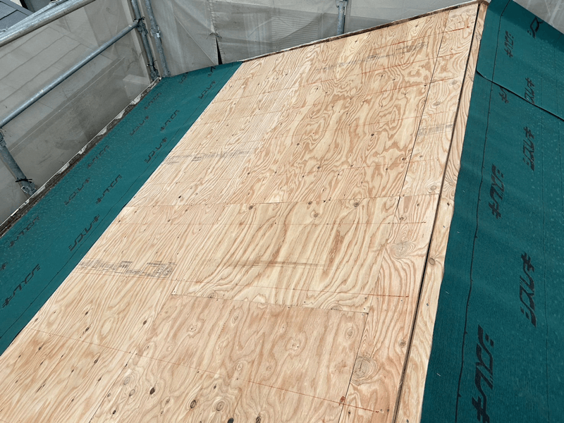 ルーフィング（防水シート）全面張り施工の写真