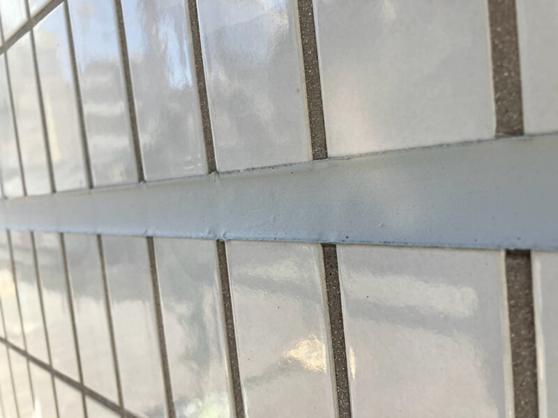 タイル外壁目地コーキング打ち替え完了後の施工後写真