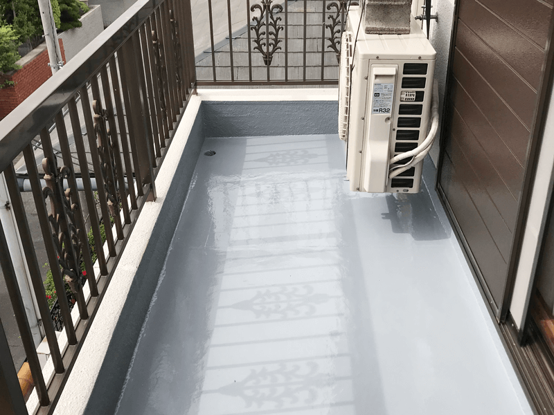 トップコート施工後のベランダ防水の仕上がり