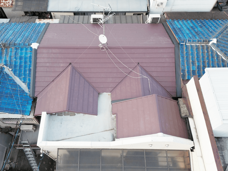 完成後の屋根全体をドローン撮影した写真