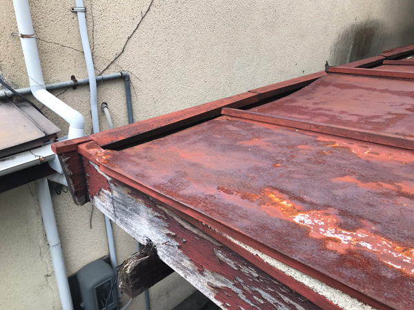 兵庫県西宮市Ｈ邸屋根雨漏り修理工事施工前写真