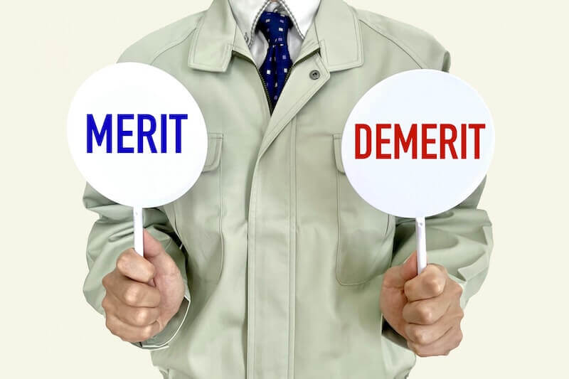 アスファルトシングル屋根のメリットとデメリット