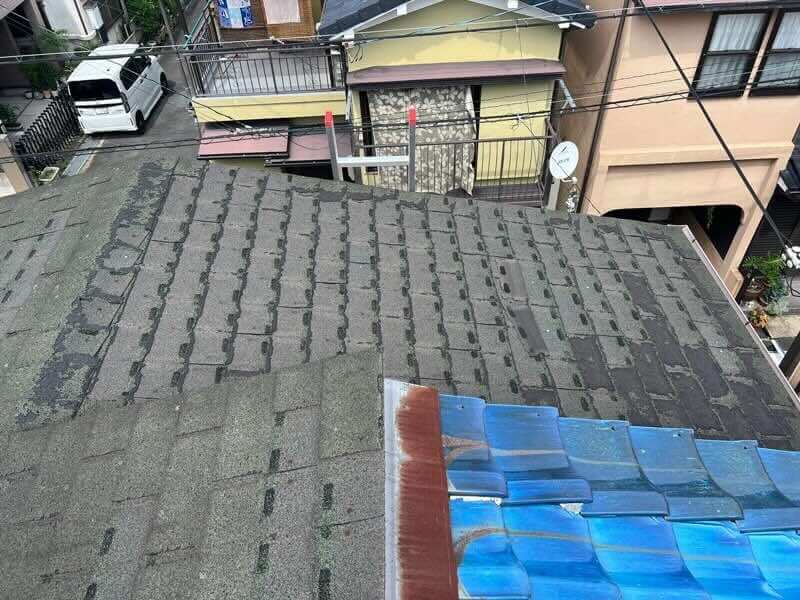 シングル材のめくれ