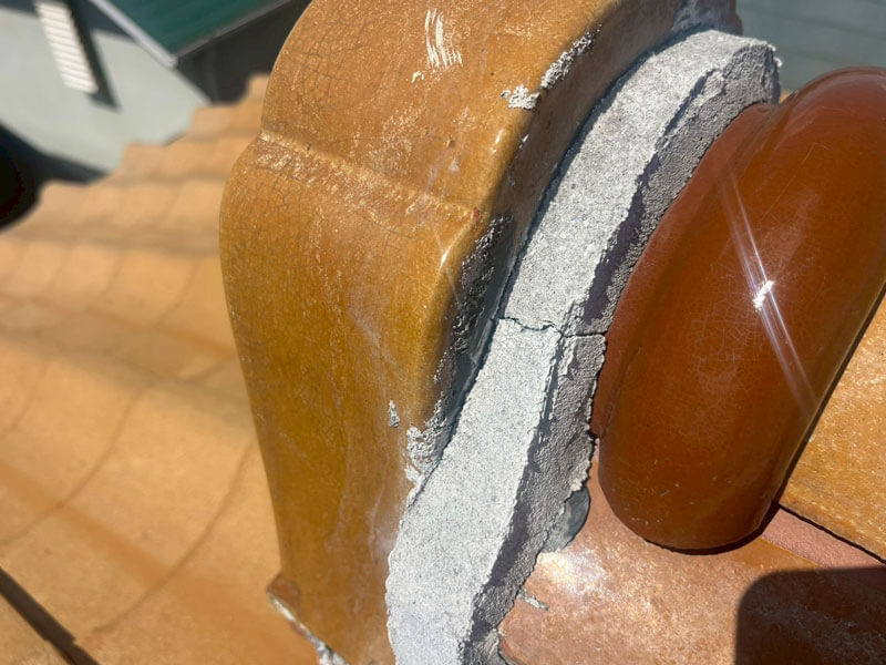 瓦屋根の雨漏り修理工事施工前